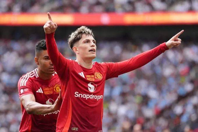 姆贝莫的到, 号位相当