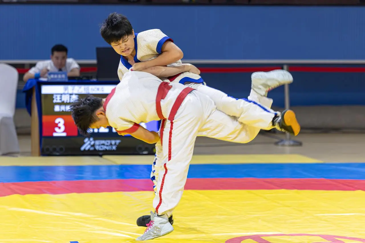 赛后何书延, 少年中国式